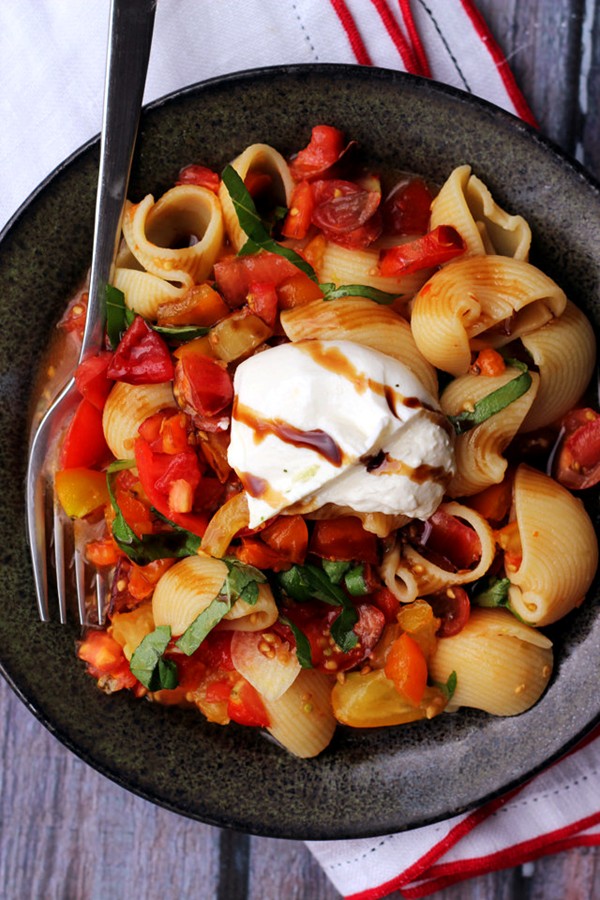 Fresh heirloom tomato sauce with burrata