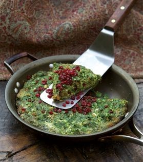 Fresh herb kuku (Kuku-ye sabzi)