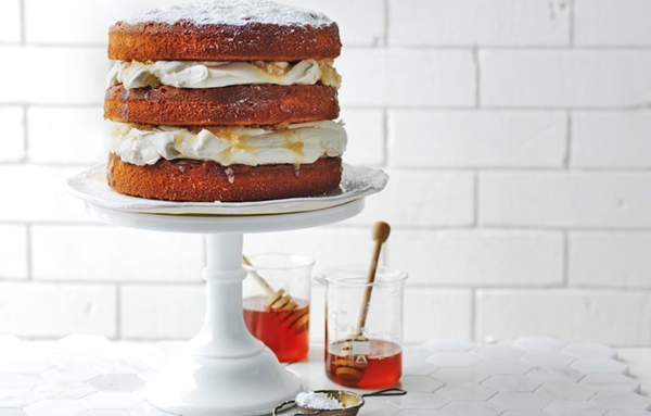 Fresh honeycomb and cream sponge cake