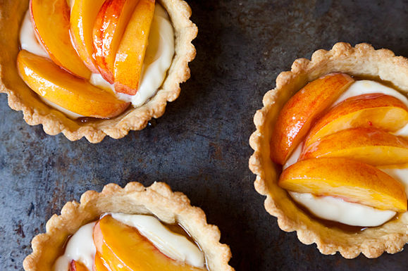 Fresh peach tartlets