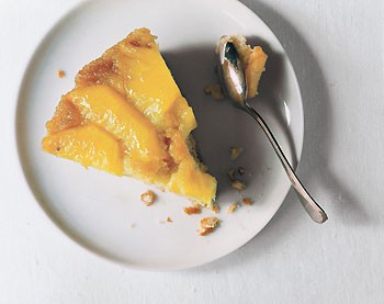 Fresh pineapple upside-down cake