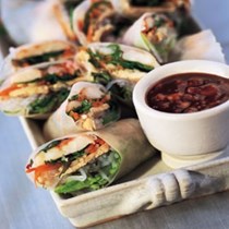 Fresh spring rolls with hoisin-peanut dip (Goi cuon)