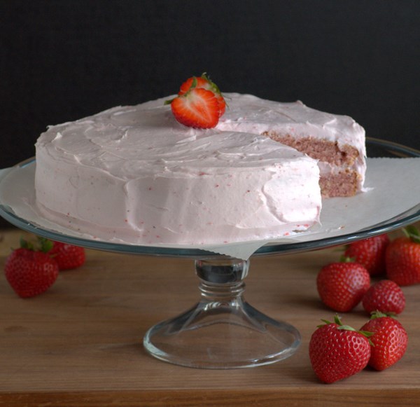 Fresh strawberry layer cake