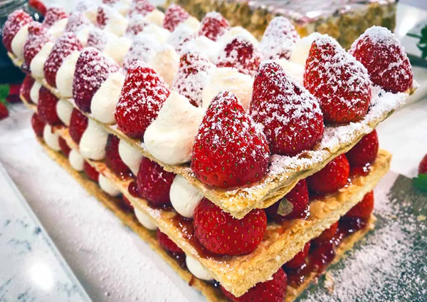 Fresh strawberry mille-feuille