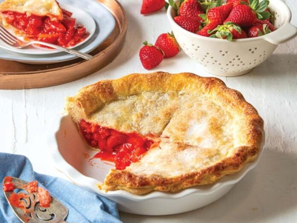 Fresh strawberry pie