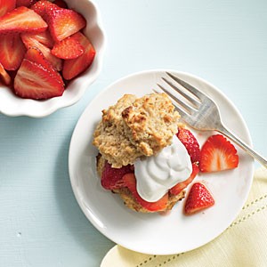Fresh strawberry shortcakes with yogurt cream
