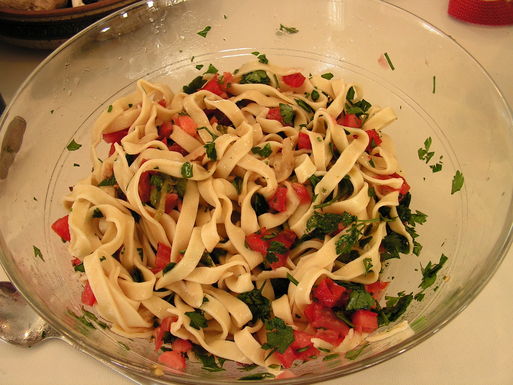 Fresh tomato and roasted poblano pepper pasta