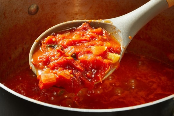 Fresh tomato sauce