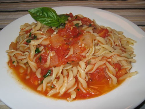 Fresh tomato sauce