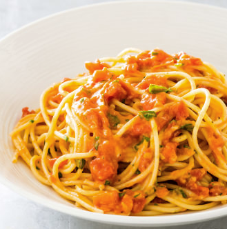 Fresh tomato vodka sauce
