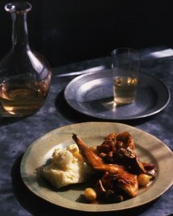 Fricassee of young rabbit with pearl onions, bacon, and mushrooms (Lapereau en gibelotte)