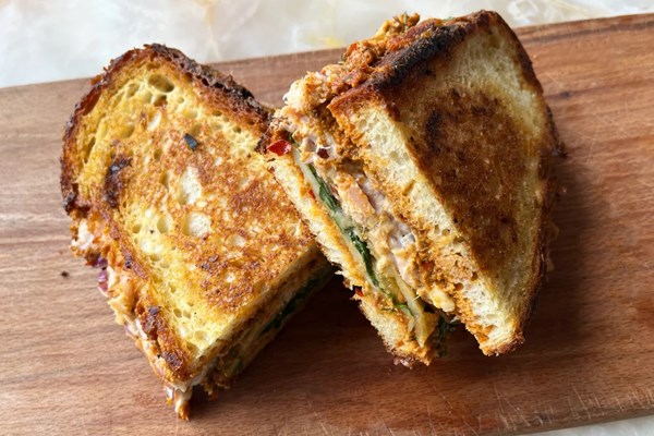 Fricassee tuna melt