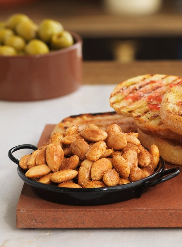 Fried almonds