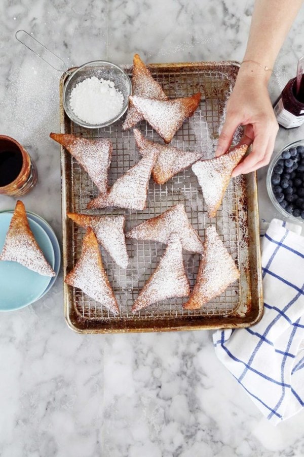 Fried blueberry hand pies