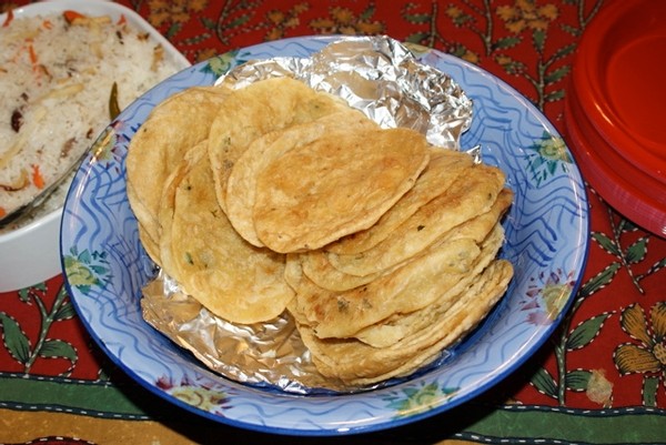 Fried bread (Puri)