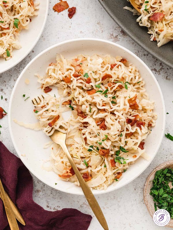 Fried cabbage ramen
