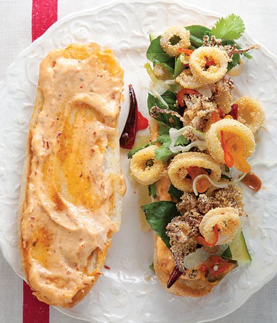 Fried calamari sandwich 