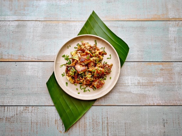 Fried ‘carrot’ cake (Chai tow kway)