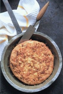 Fried cheese bread (Tiganopsomo me tiri)