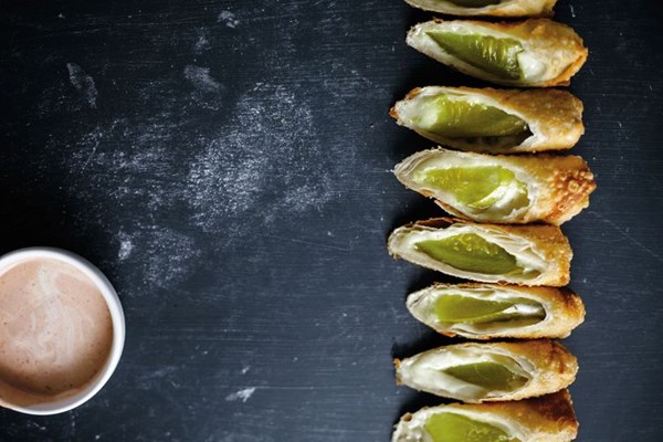 Fried cheesy pickles