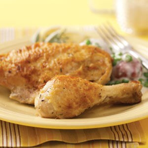 Fried chicken with pan gravy