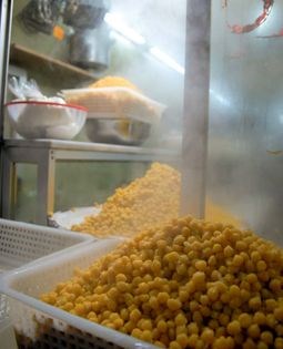Fried chickpeas with baharat