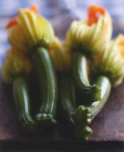 Fried courgette salad (Zucchini alla scapece)