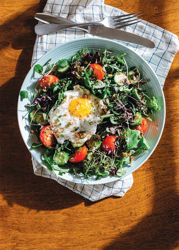 Fried egg salad