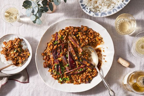 Fried eggplant with pork & fermented tofu 