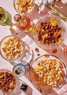 Fried garlic peanut
