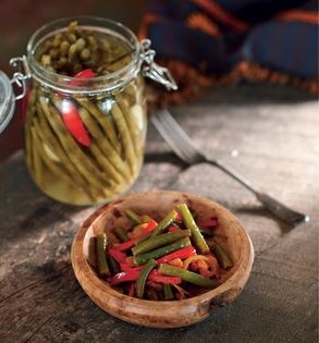 Fried green bean pickles (Turşu kavurma)