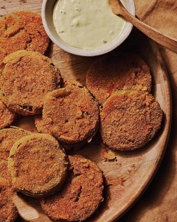 Fried-green tomatoes with remoulade sauce