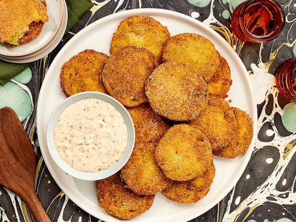 Fried green tomatoes with rémoulade
