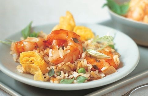 Fried jasmine rice with prawns and Thai basil