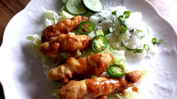 Fried marinated chicken with vinegar sauce and tartar sauce (Chicken Nanban)
