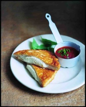 Fried mozzarella sandwich