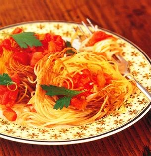 Fried noodles (Fidellos tostados)