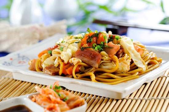 Fried noodles (Yakisoba)