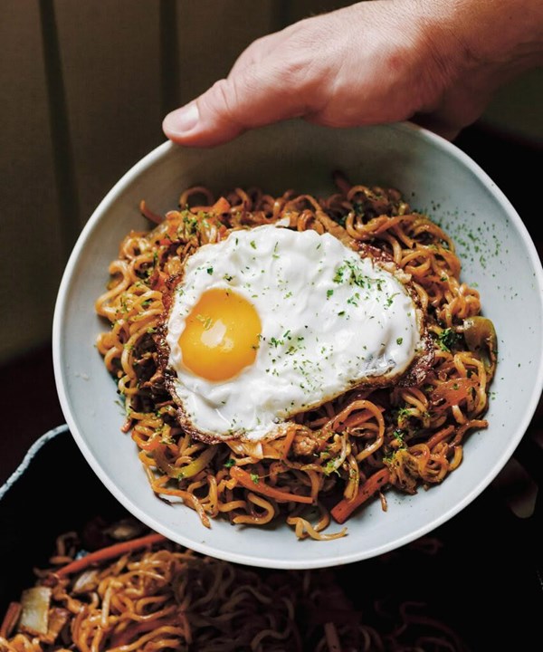 Fried noodles (Yakisoba)