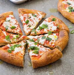 Fried pizza Montanara