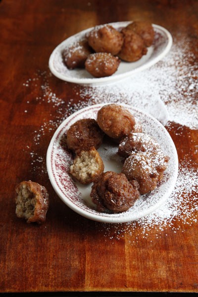 Fried rice fritters (Calas)