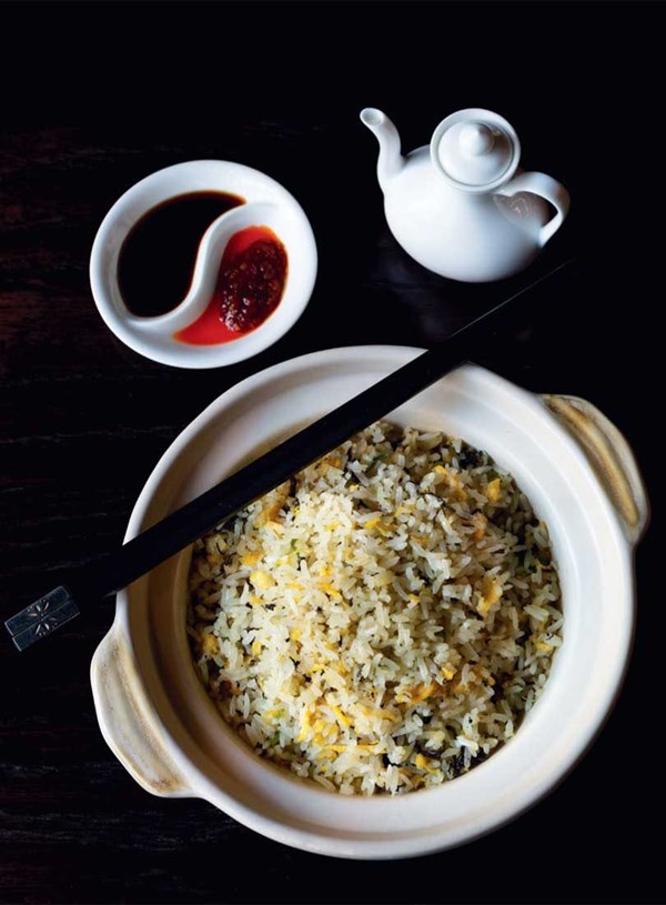 Fried rice with egg & preserved olive vegetables
