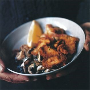 Fried seafood and mushrooms (Fritto di mare e monti)