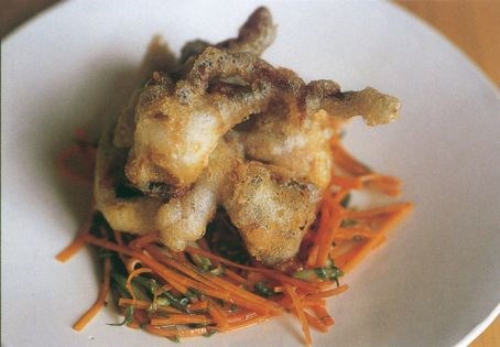 Fried soft-shell crabs with carrot & coriander salad