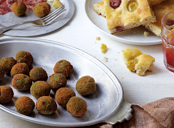 Fried stuffed Castelvetrano olives (Oliva all'Ascolana)