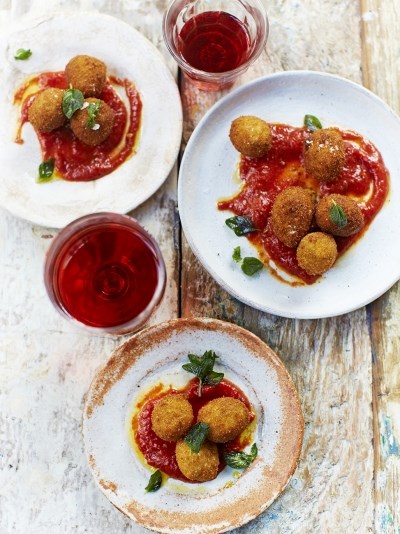 Fried stuffed olives