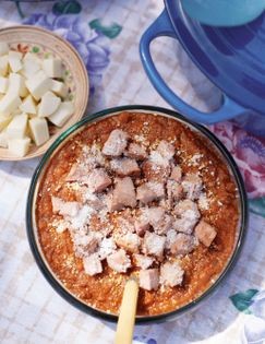 Frijoles puercos con chorizo y atún