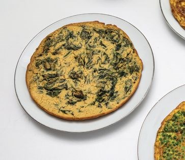 Frittata with broccoli rabe (Frittata ri bruocculi rapi)