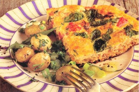 Frittata with tomatoes, onions and basil