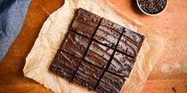 Frosted raw vegan brownies